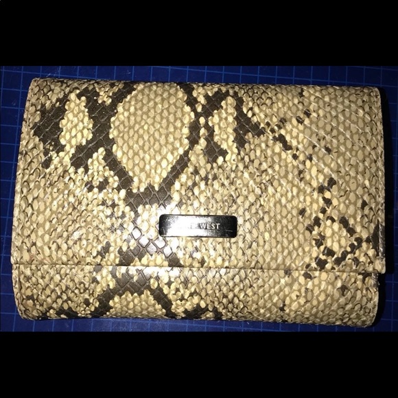 Nine West Python Print Tri-Wallet - Picture 1 of 4